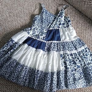Little girl's casual dress
